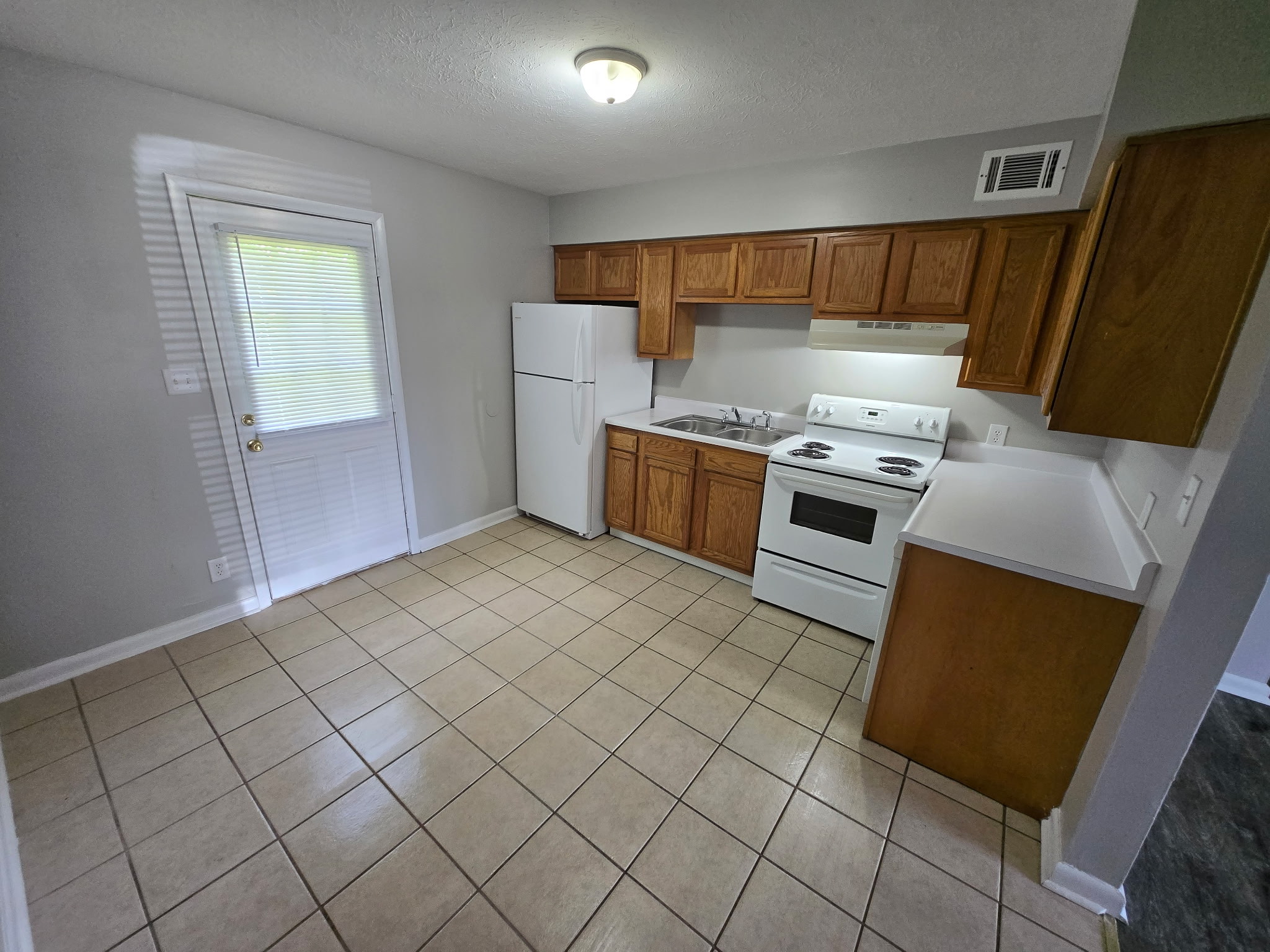 107 Robbins Drive - 1